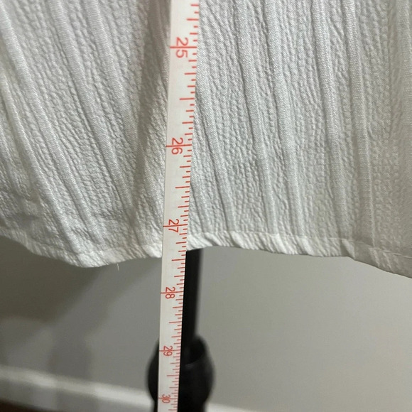 NWOT White V-Neck Lace trim, long sleeve cuff wrists blouse tunic 1XL new - Picture 5 of 8